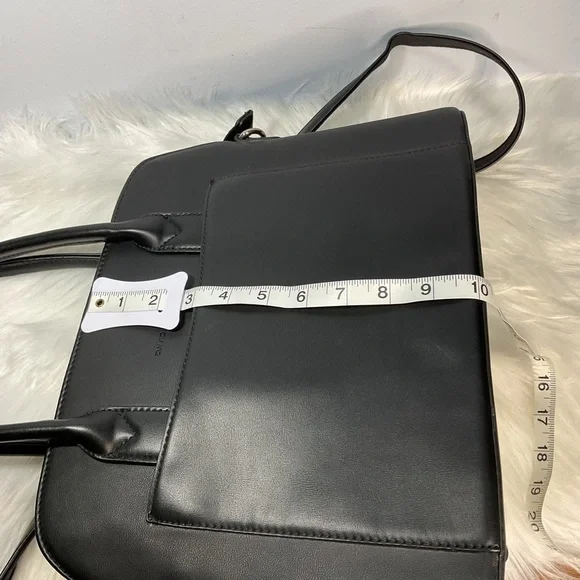 David Jones Vegan Leather Satchel Bag. - Picture 14 of 16